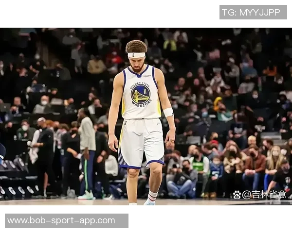 克莱首节三分球全失五项数据全无表现令人失望